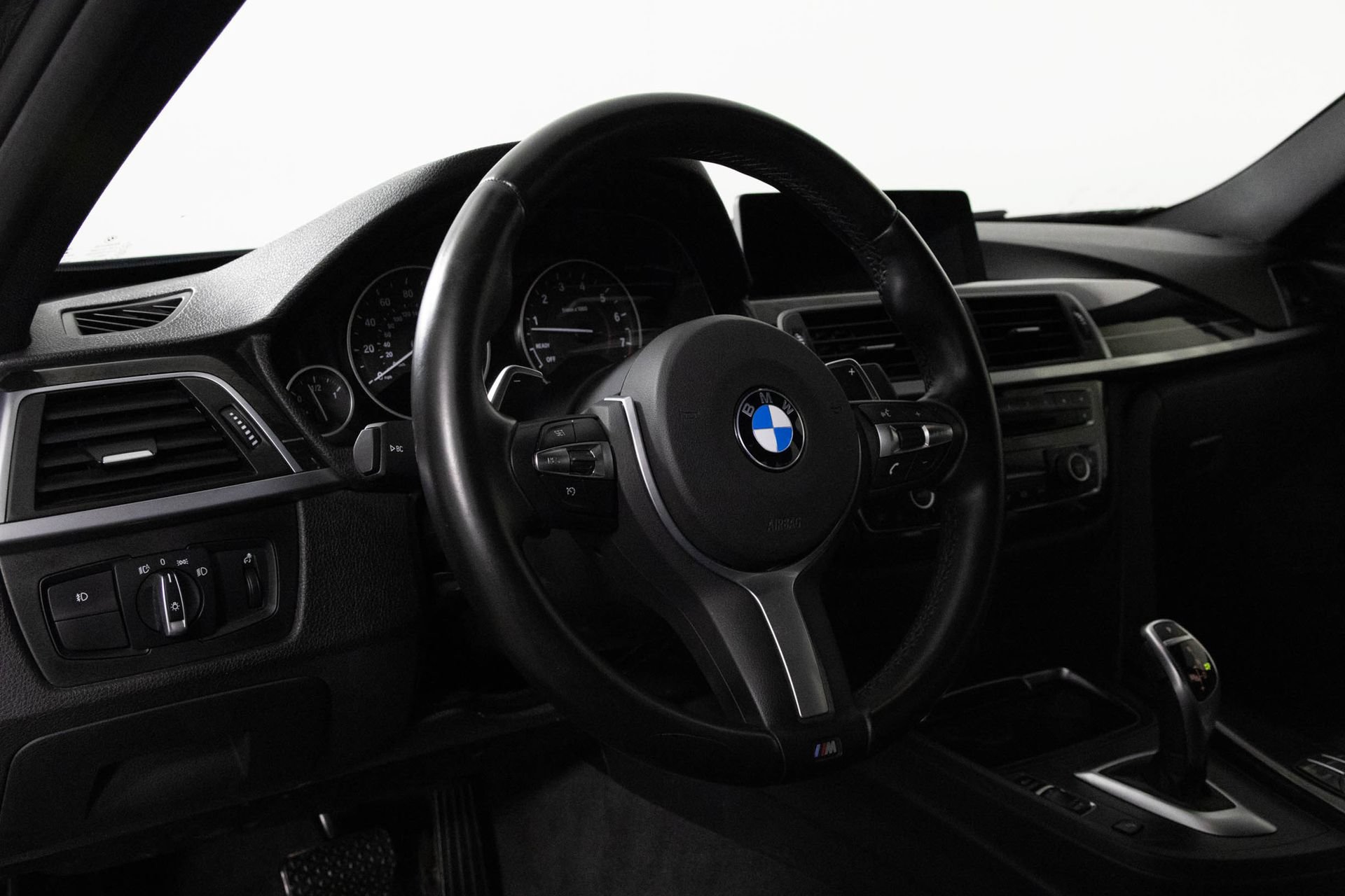 Used 2017 BMW 340i xDrive Sedan AWD/4WD image 5