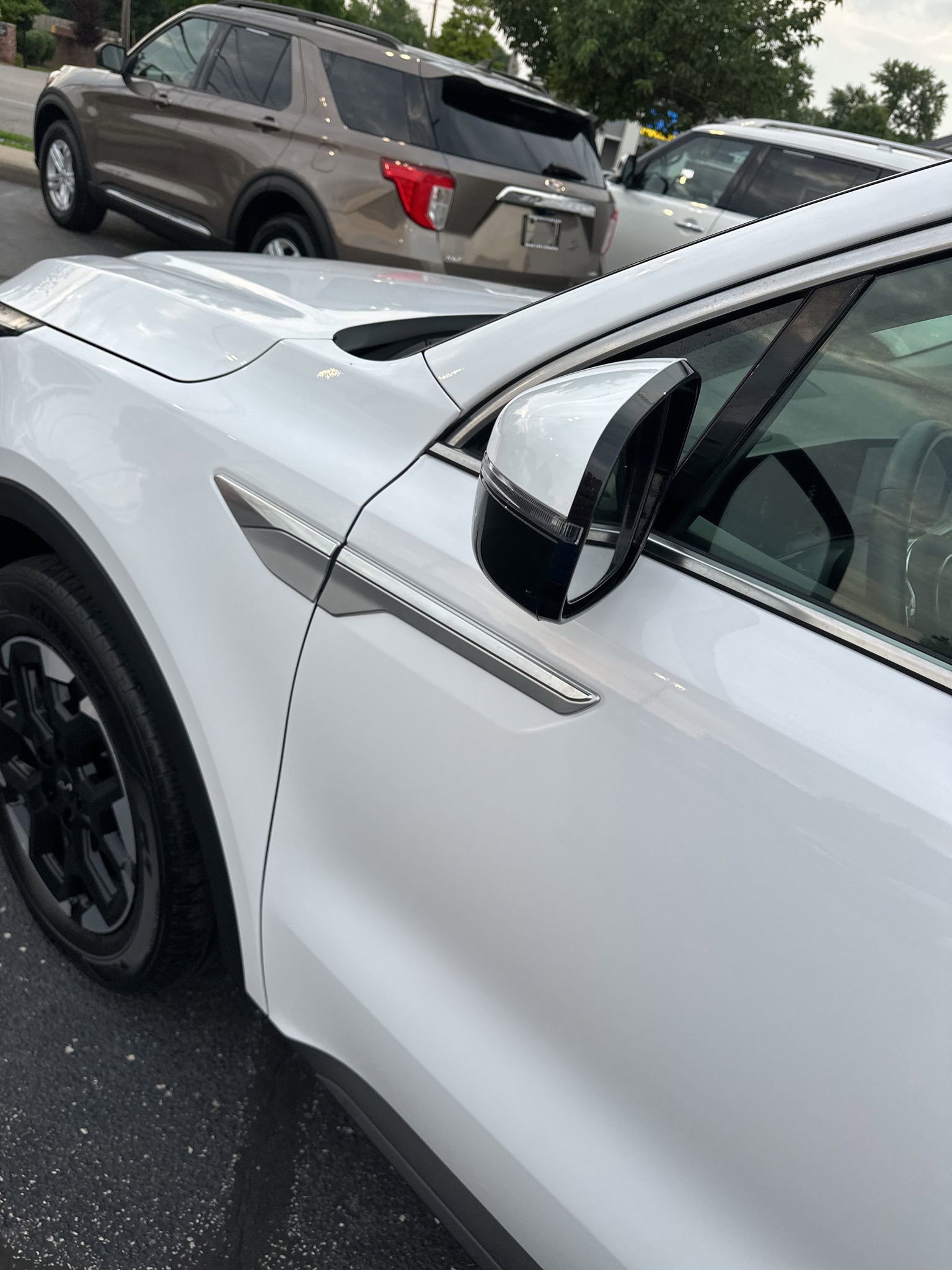 Used 2024 Kia Sorento S image 32