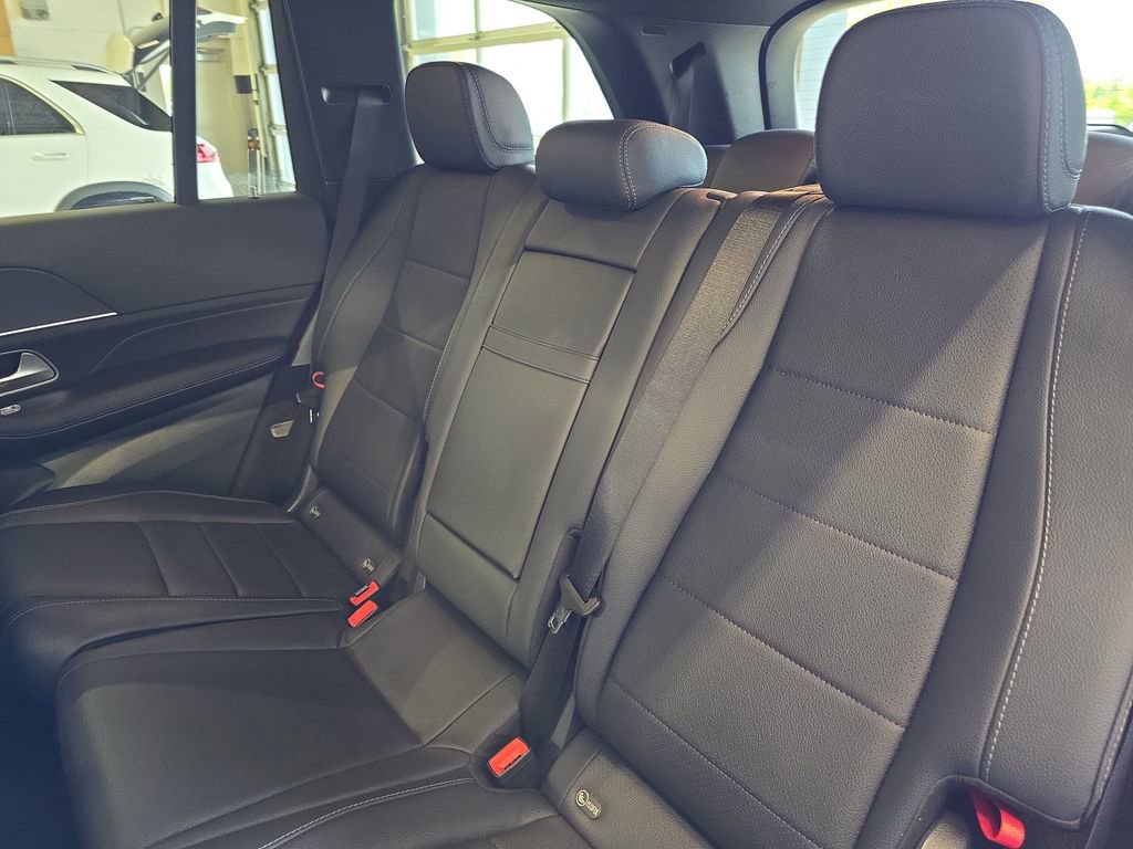 Certified 2024 Mercedes-Benz GLS 450 4MATIC image 15