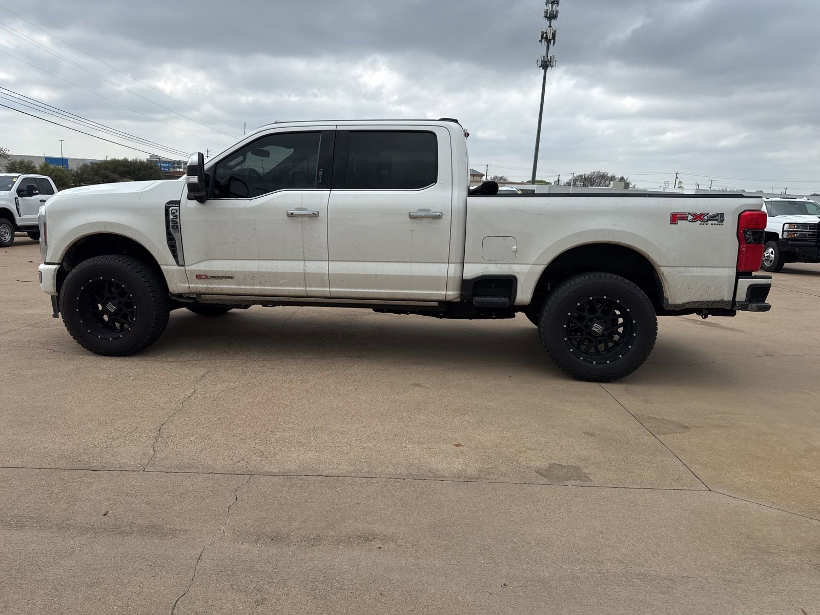Used 2024 Ford F350 Platinum image 4
