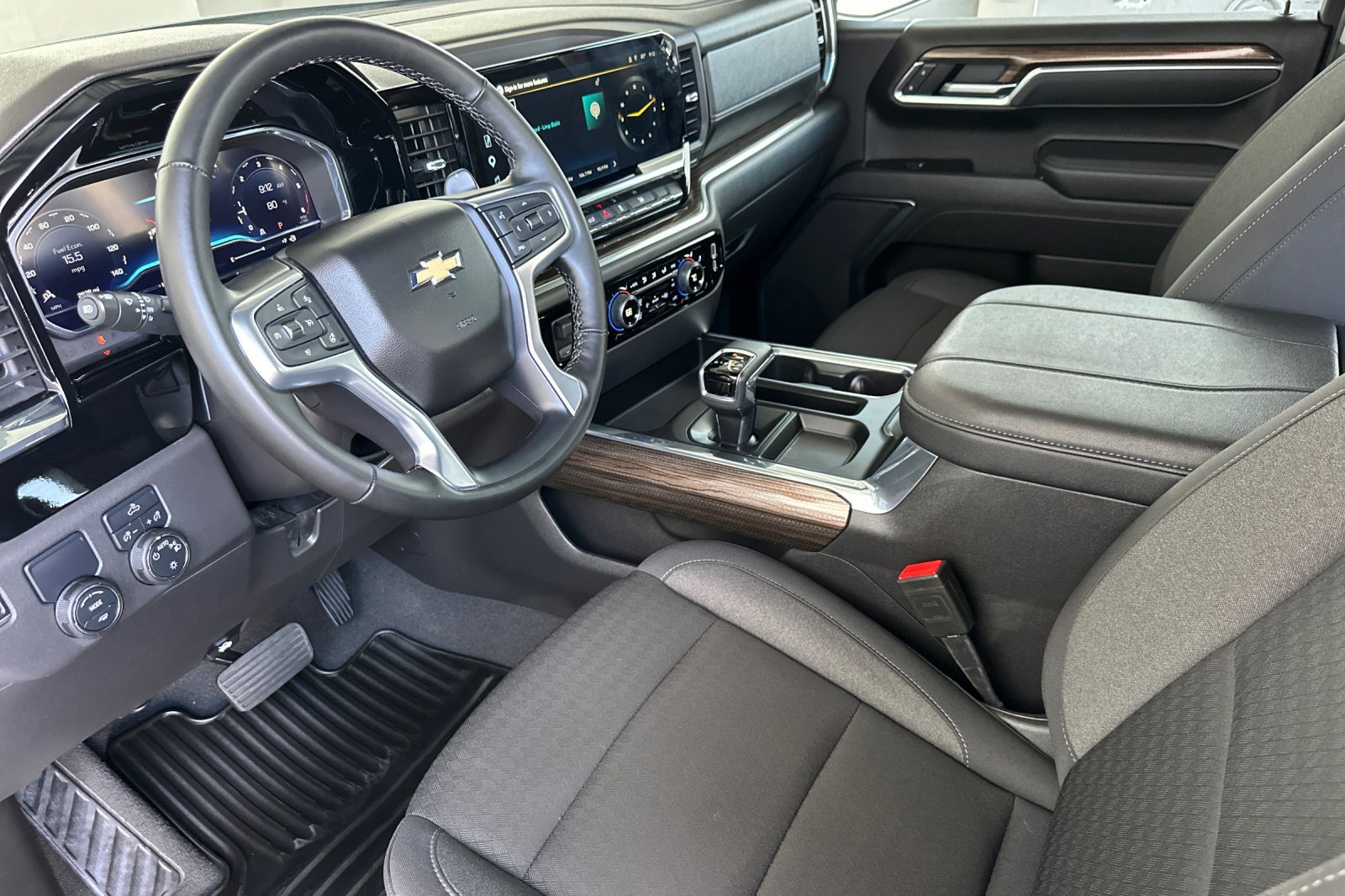 Used 2025 Chevrolet Silverado 1500 LT w/ LPO, Dark Essentials Package RWD image 10