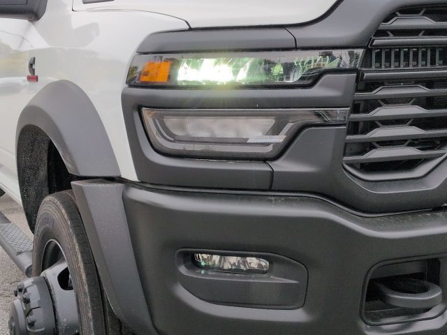 New 2026 RAM 5500 Tradesman AWD/4WD image 9
