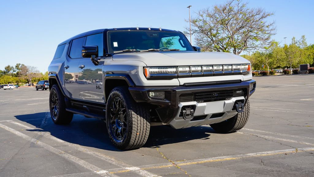 New 2026 GMC Hummer EV SUV w/ LPO, Dark Essentials Package image 5