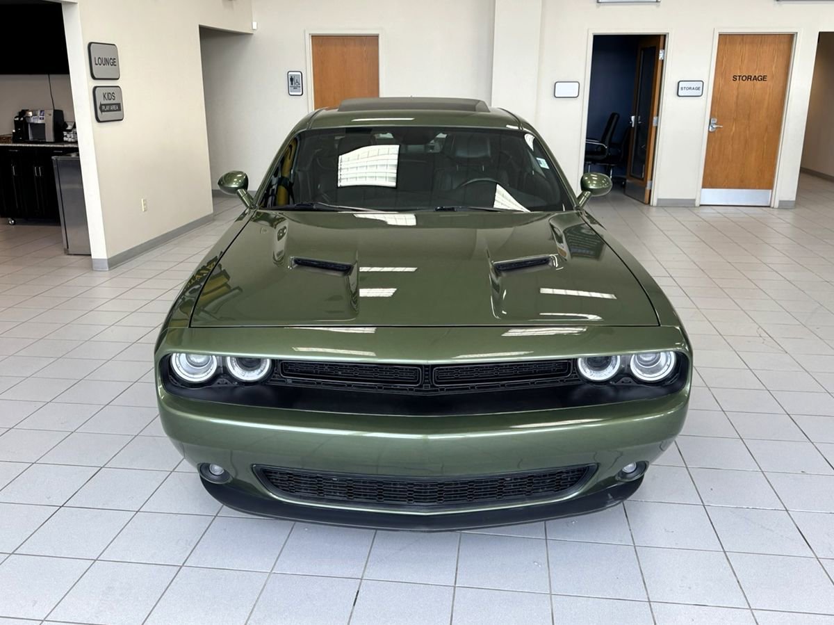 Used 2018 Dodge Challenger GT w/ Blacktop Package AWD/4WD image 5