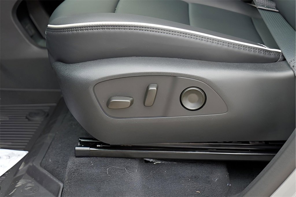 New 2026 GMC Acadia Denali w/ Super Cruise Package image 21