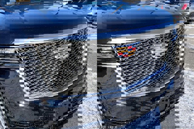 Used 2023 Cadillac Escalade Premium Luxury w/ Performance Package image 31