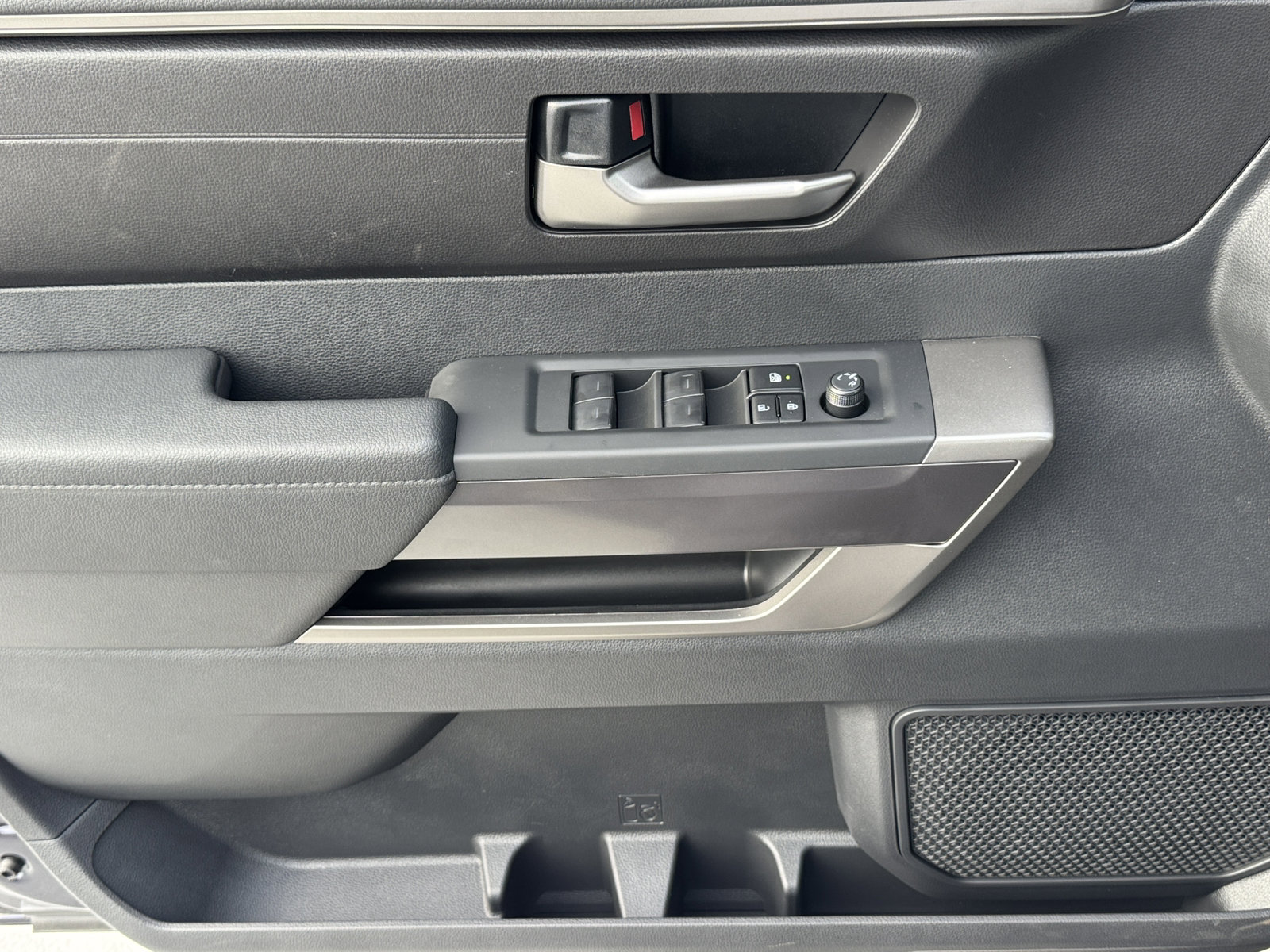 New 2026 Toyota Tundra SR5 image 18