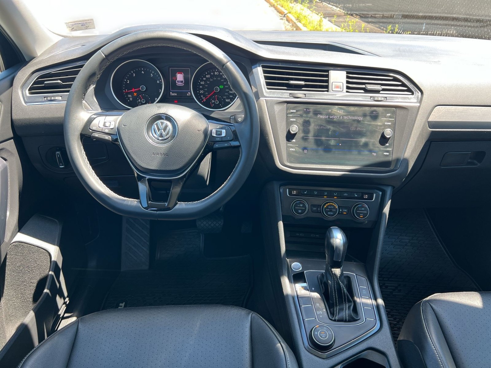 Used 2021 Volkswagen Tiguan SE AWD/4WD image 21