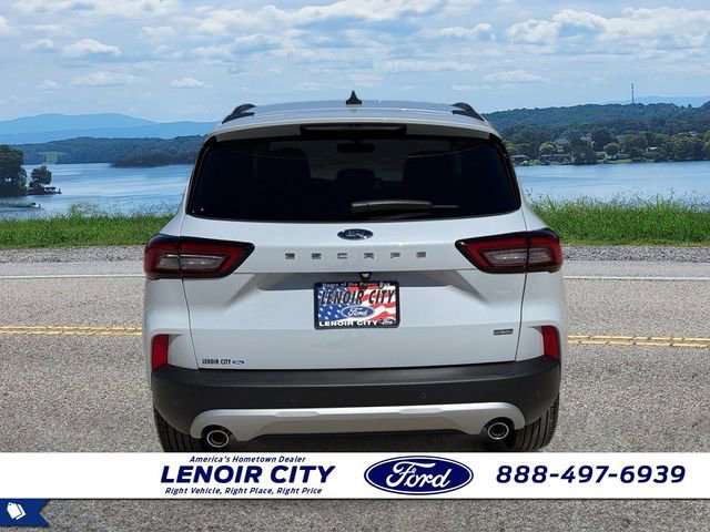 Used 2025 Ford Escape SE w/ PHEV Premium Package FWD image 4