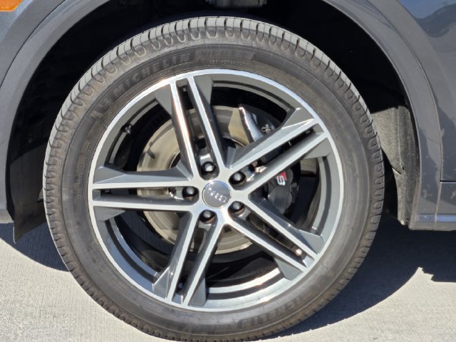 Used 2020 Audi SQ5 Premium Plus AWD/4WD image 7