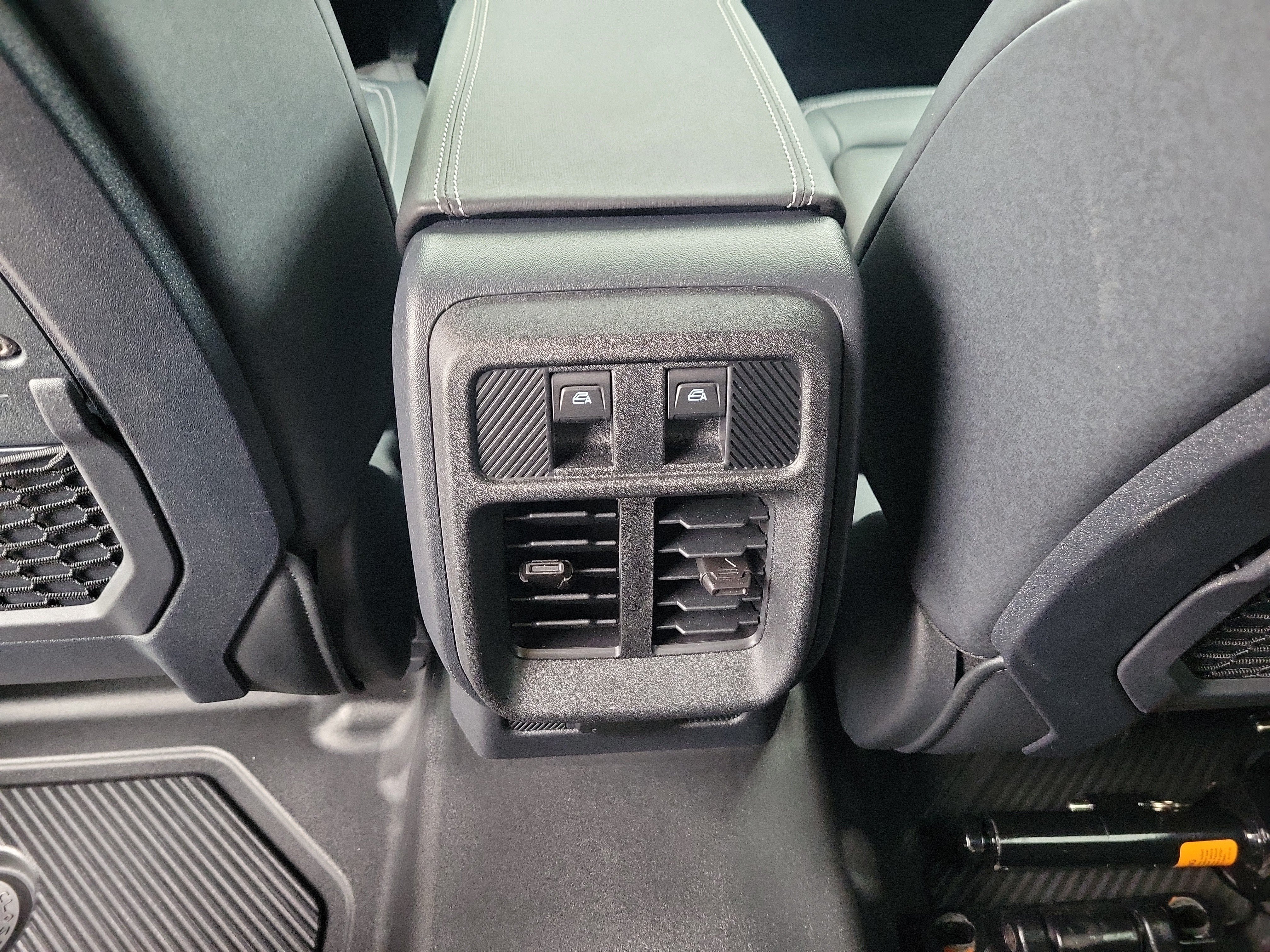 Used 2026 Ford Bronco Badlands AWD/4WD image 10