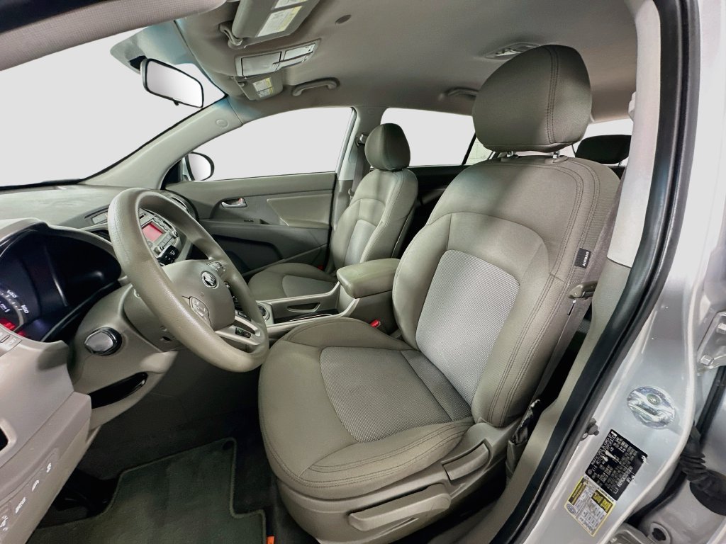 Used 2016 Kia Sportage LX AWD/4WD image 18