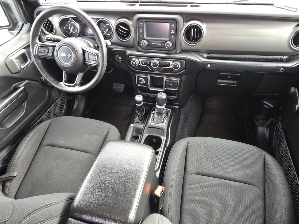 Used 2020 Jeep Gladiator Sport image 18