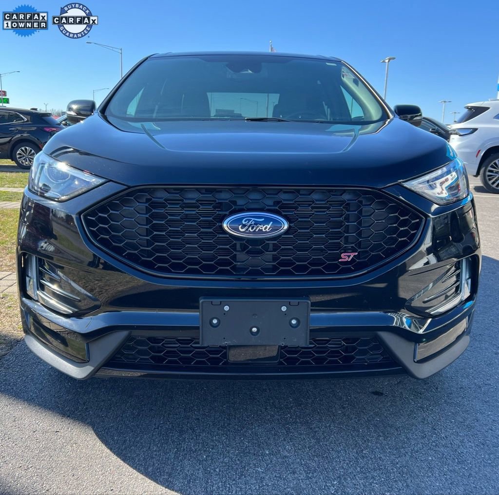Used 2022 Ford Edge ST image 3