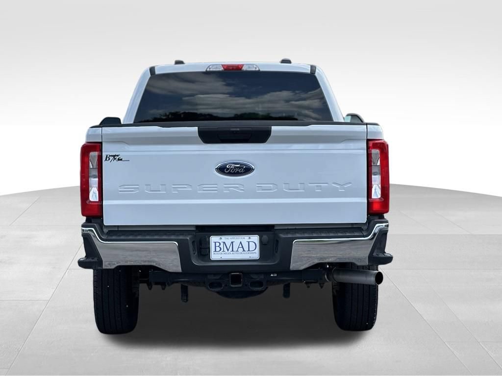Certified 2025 Ford F250 XLT AWD/4WD image 12