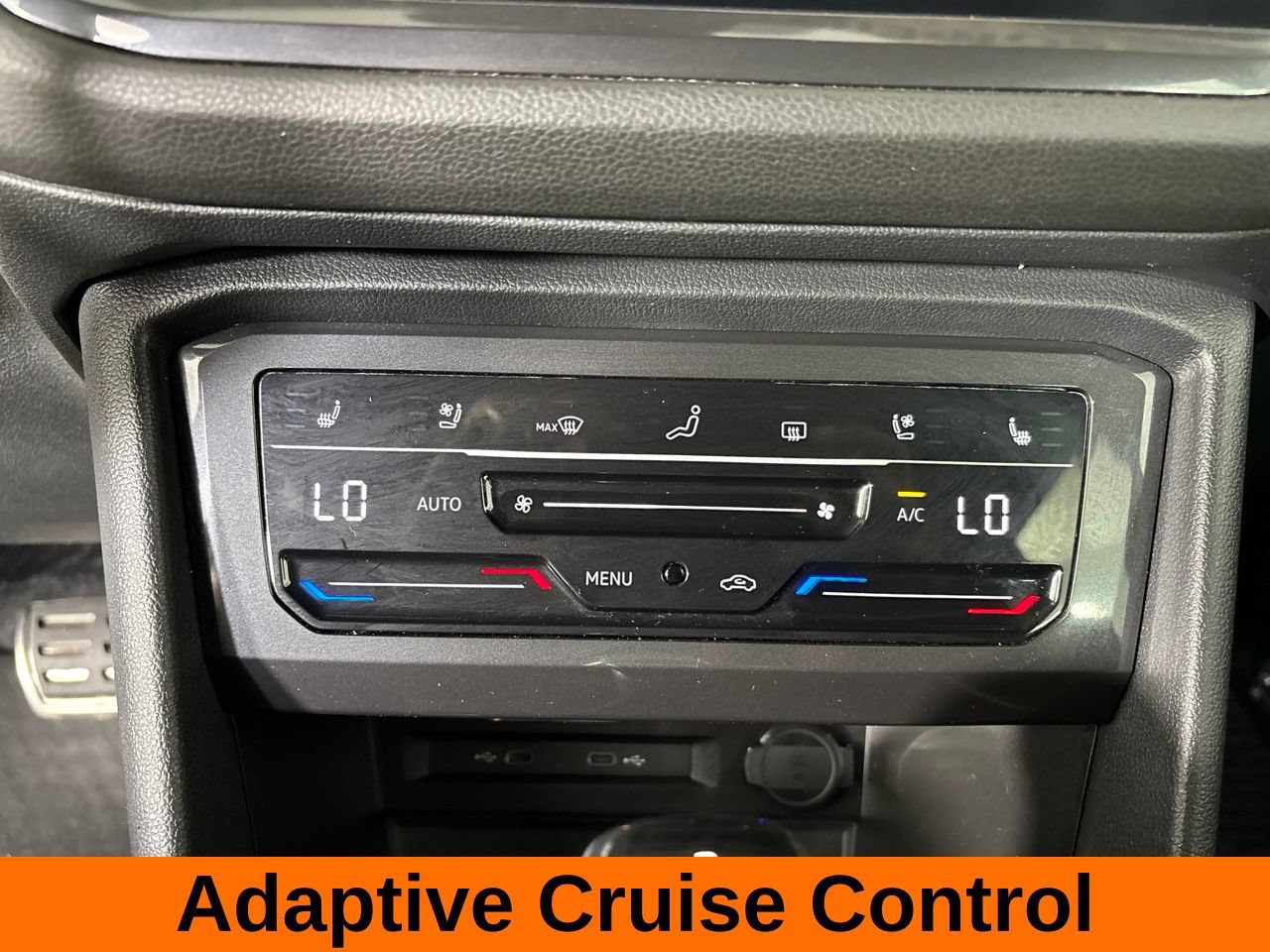 Used 2024 Volkswagen Tiguan SEL R-Line AWD/4WD image 19