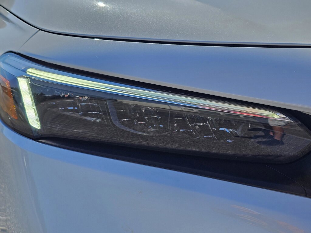 Used 2023 Honda Civic LX image 4