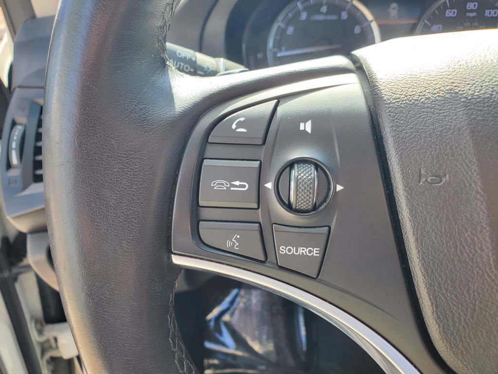 Used 2018 Acura MDX w/ Technology Package AWD/4WD image 24