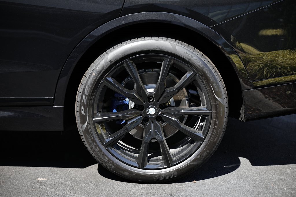 New 2026 BMW X7 xDrive40i w/ M Sport Package image 10