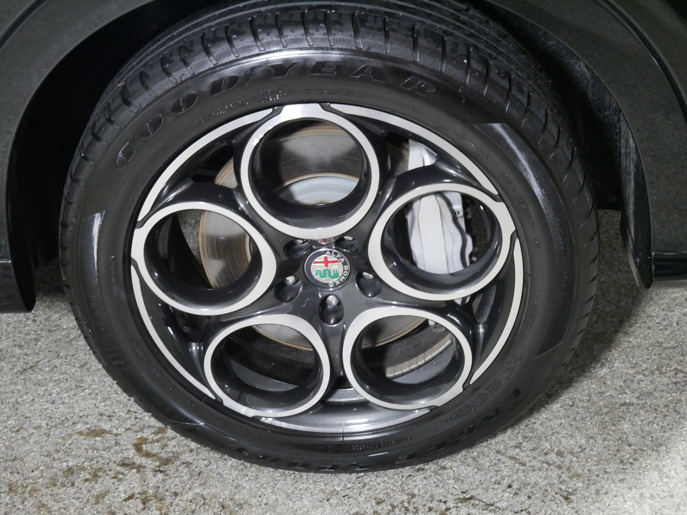Used 2024 Alfa Romeo Tonale Ti AWD/4WD image 15