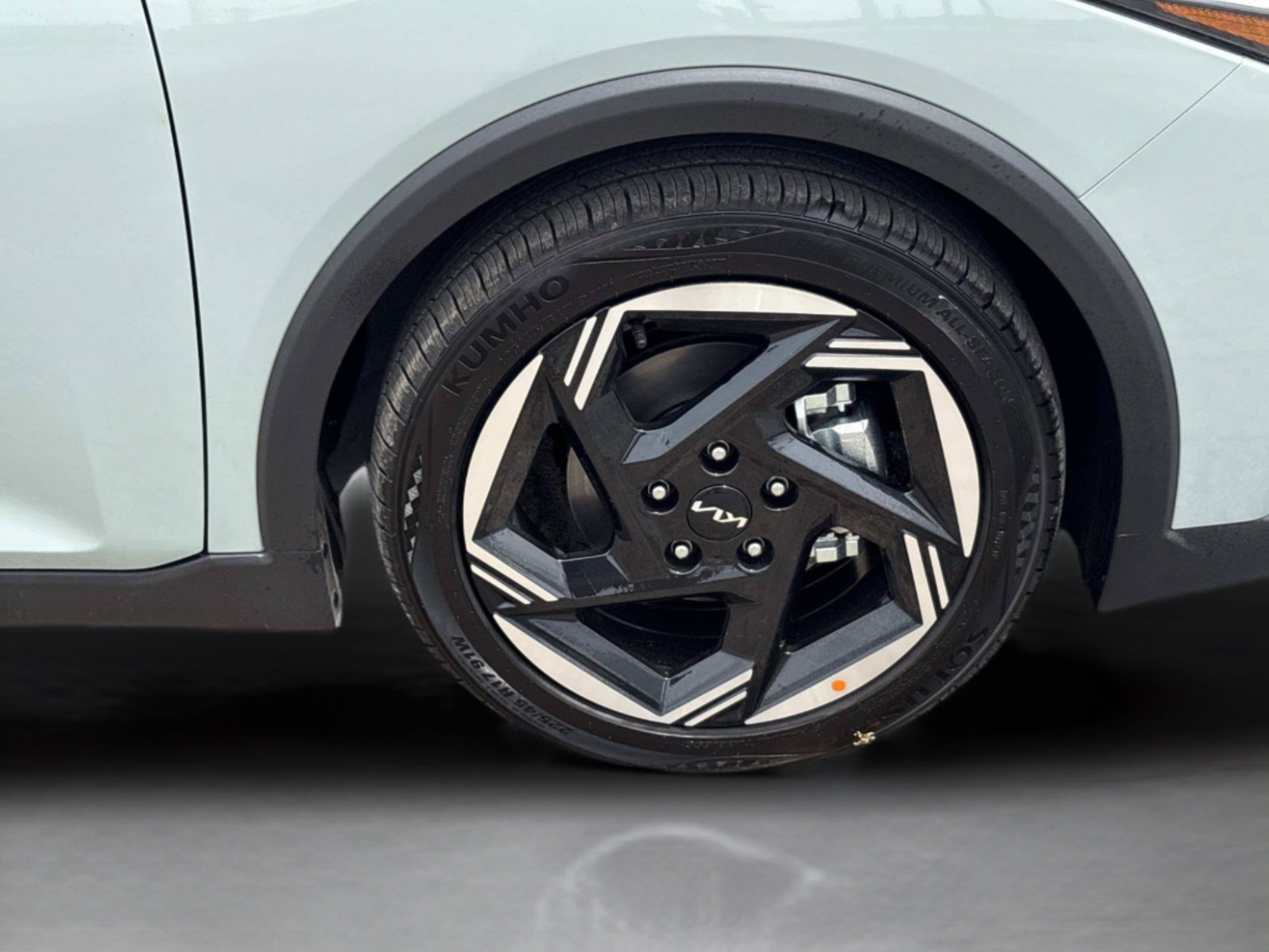 New 2026 Kia K4 GT-Line Turbo FWD image 9