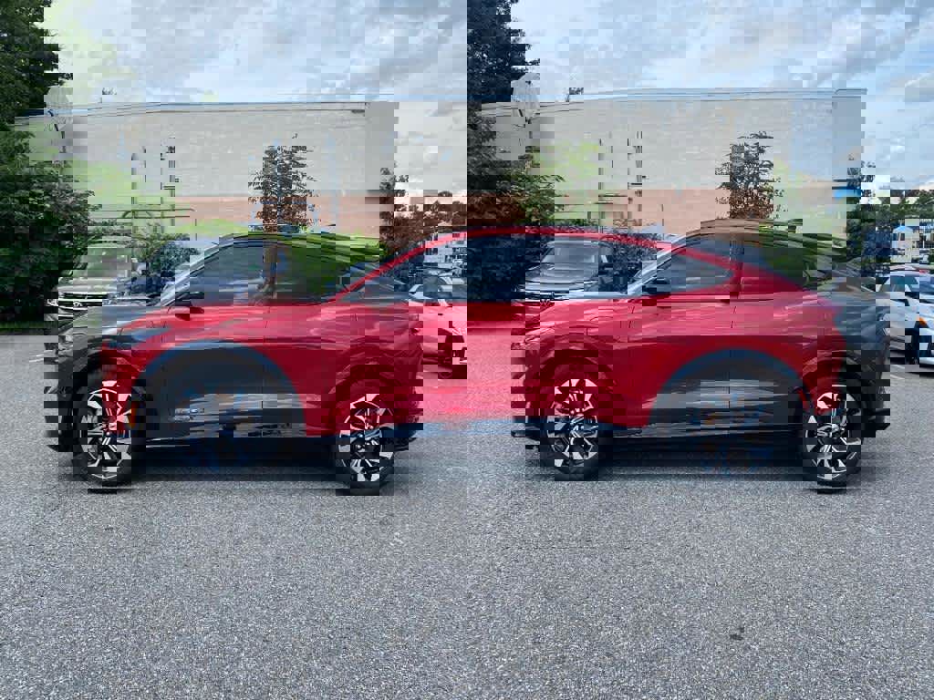 Used 2021 Ford Mustang Mach-E Premium image 2