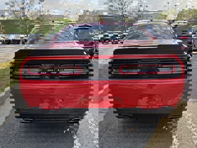 Used 2018 Dodge Challenger R/T Plus image 5