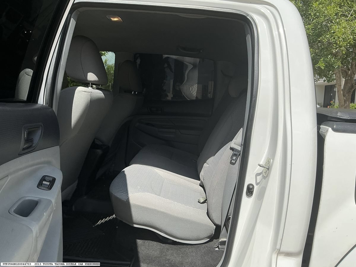 Used 2013 Toyota Tacoma PreRunner w/ SR5 Pkg RWD image 8