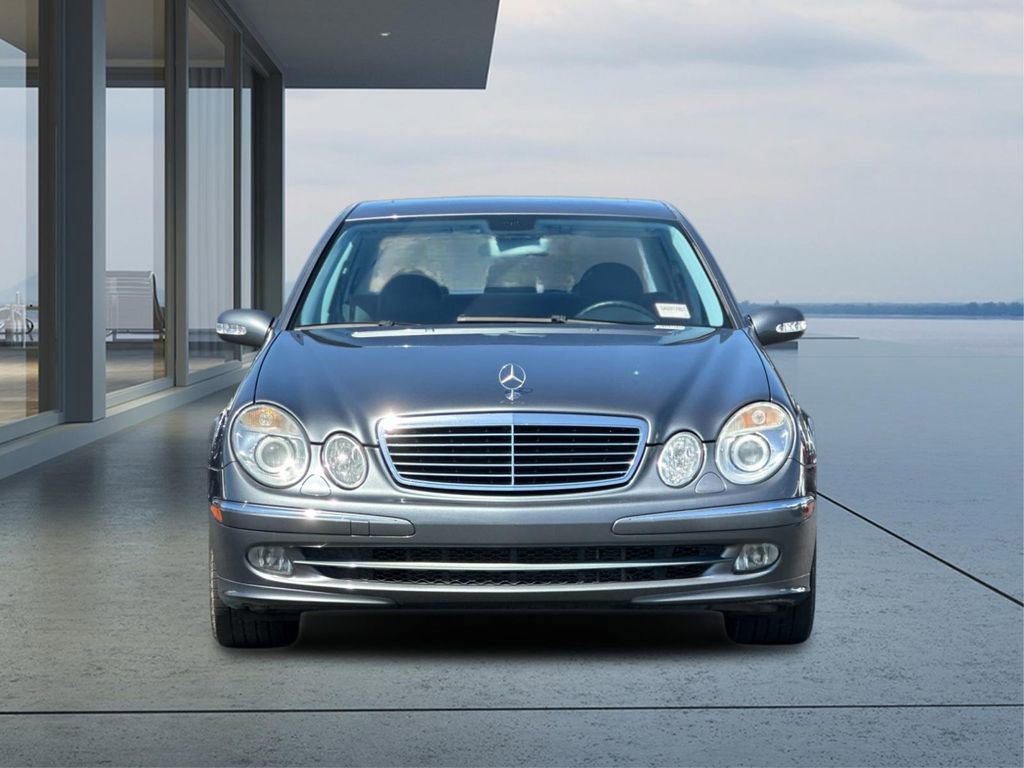 Used 2005 Mercedes-Benz E 500 Sedan image 9