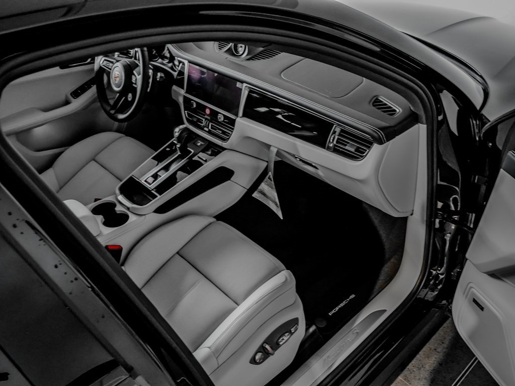 New 2026 Porsche Macan S image 27