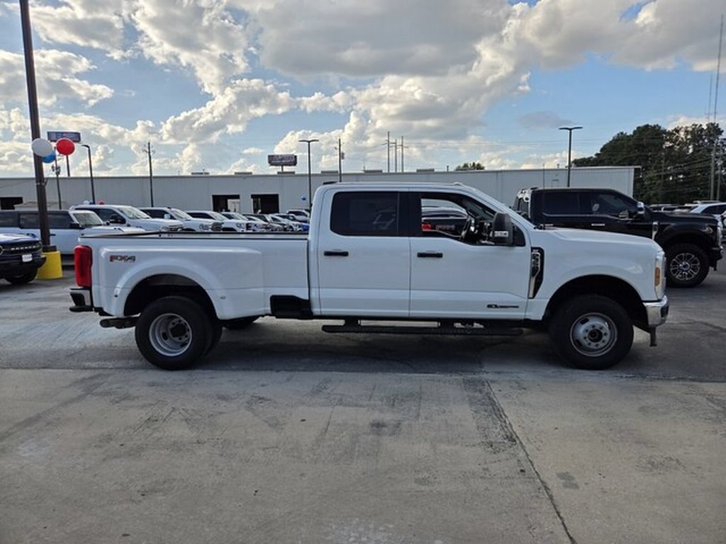 Used 2025 Ford F350 XLT w/ FX4 Off-Road Package AWD/4WD image 4