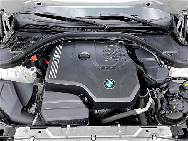 Used 2020 BMW 330i Sedan w/ Driving Assistance Package image 11