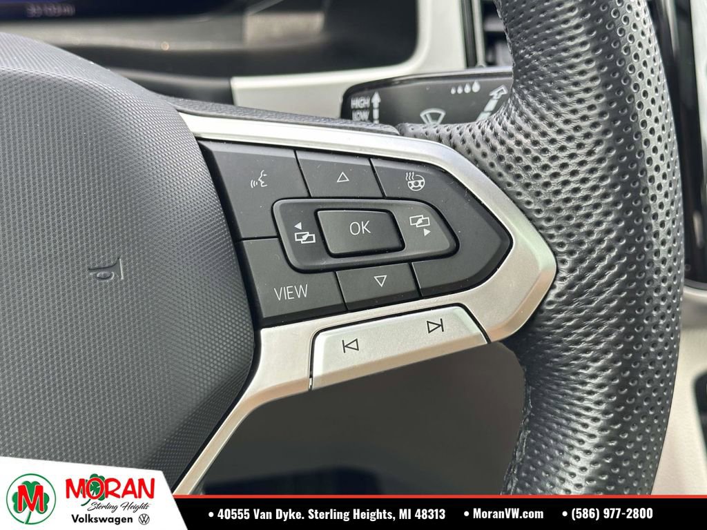 Used 2023 Volkswagen Atlas SEL R-Line AWD/4WD image 27