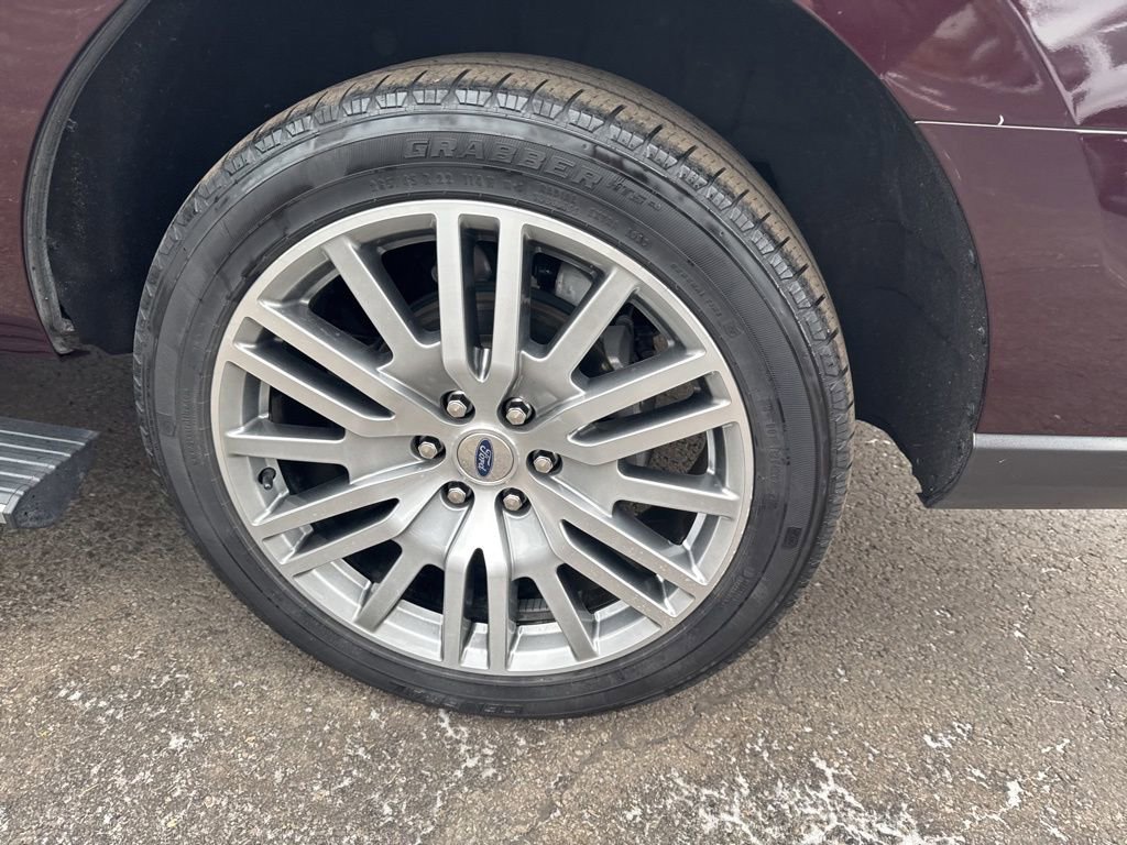 Certified 2023 Ford Expedition Limited image 46