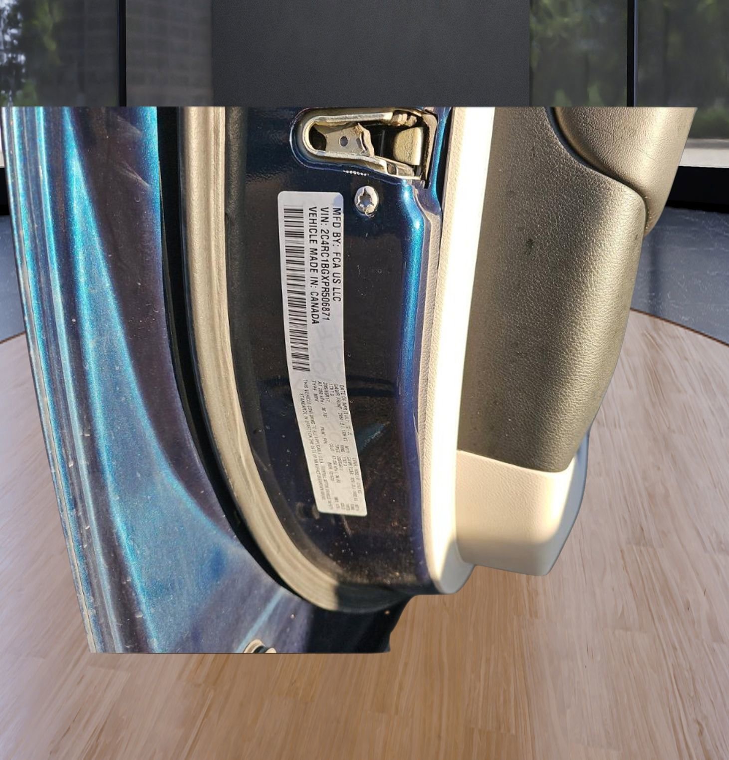 Used 2023 Chrysler Pacifica Touring-L image 9