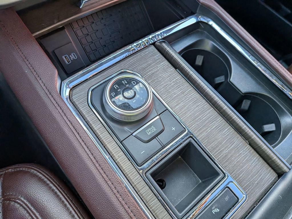 Used 2024 Ford Expedition Limited image 21