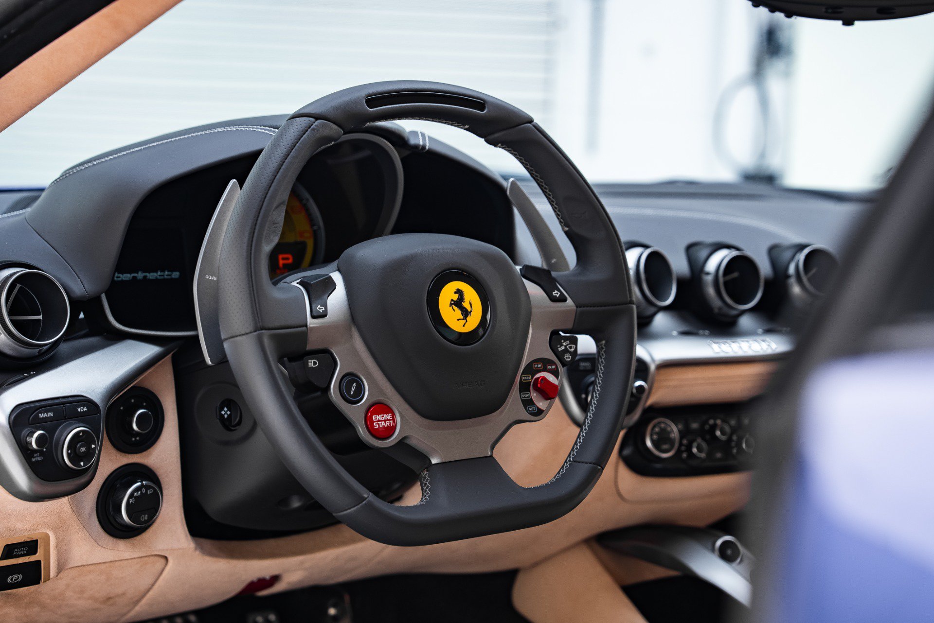 Used 2016 Ferrari F12 Berlinetta RWD image 29