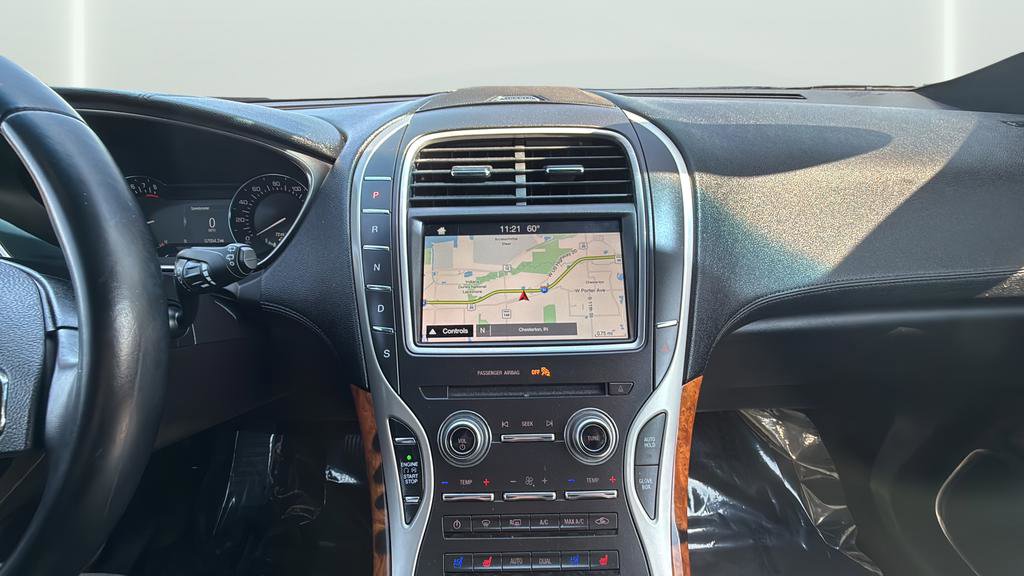 Used 2017 Lincoln MKX Reserve AWD/4WD image 18