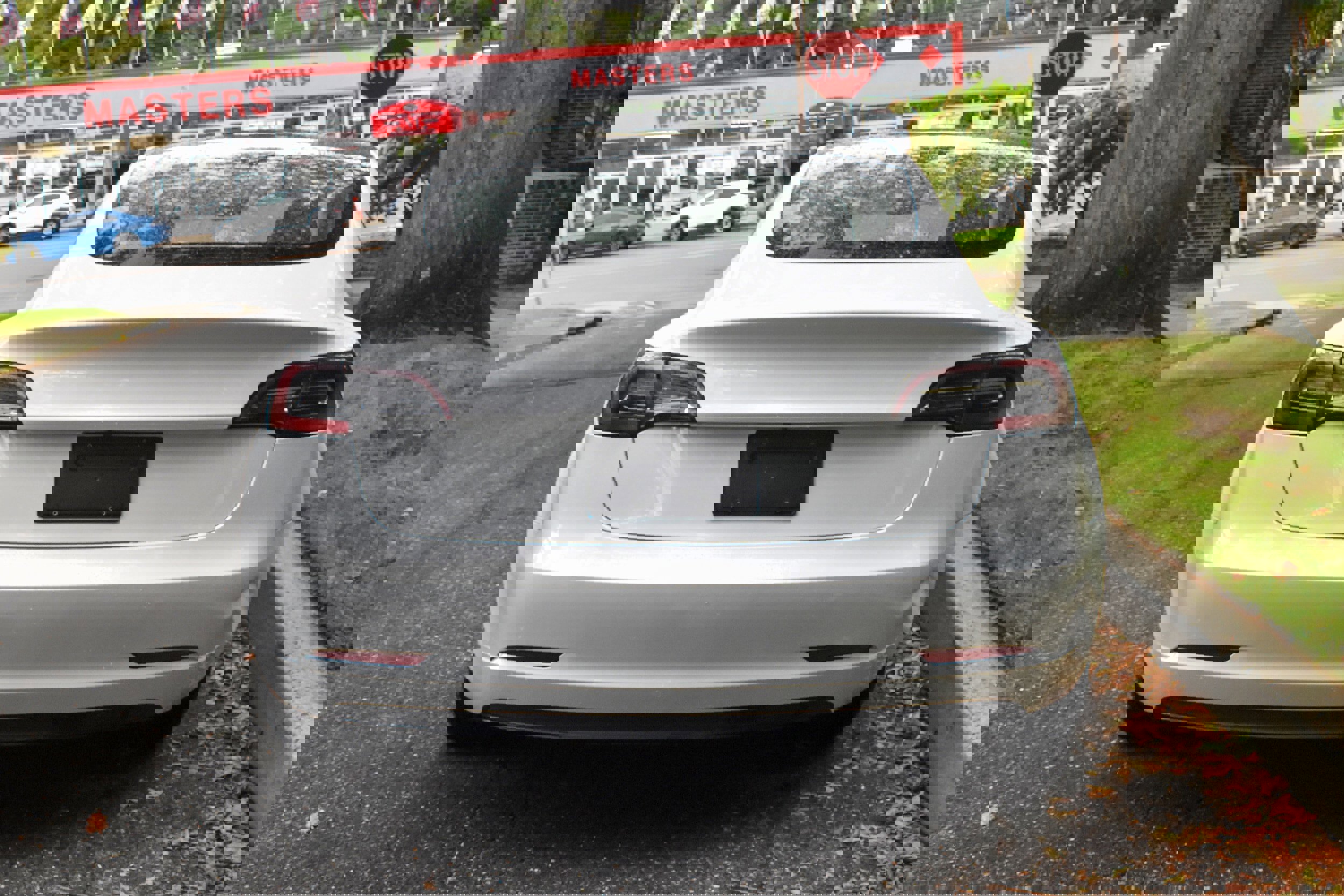 Used 2023 Tesla Model 3 Standard Range image 7