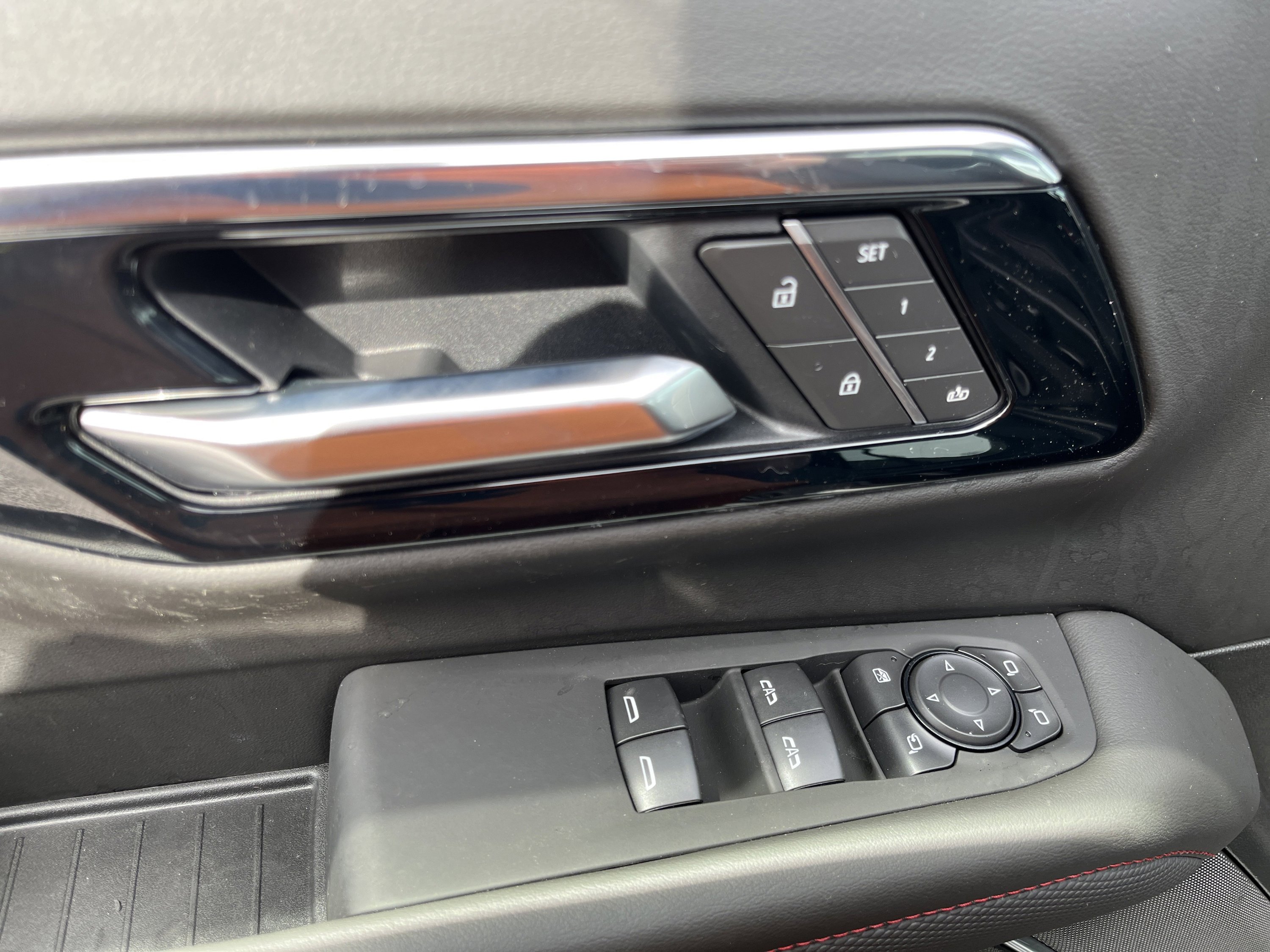 New 2026 Chevrolet Tahoe RST image 18