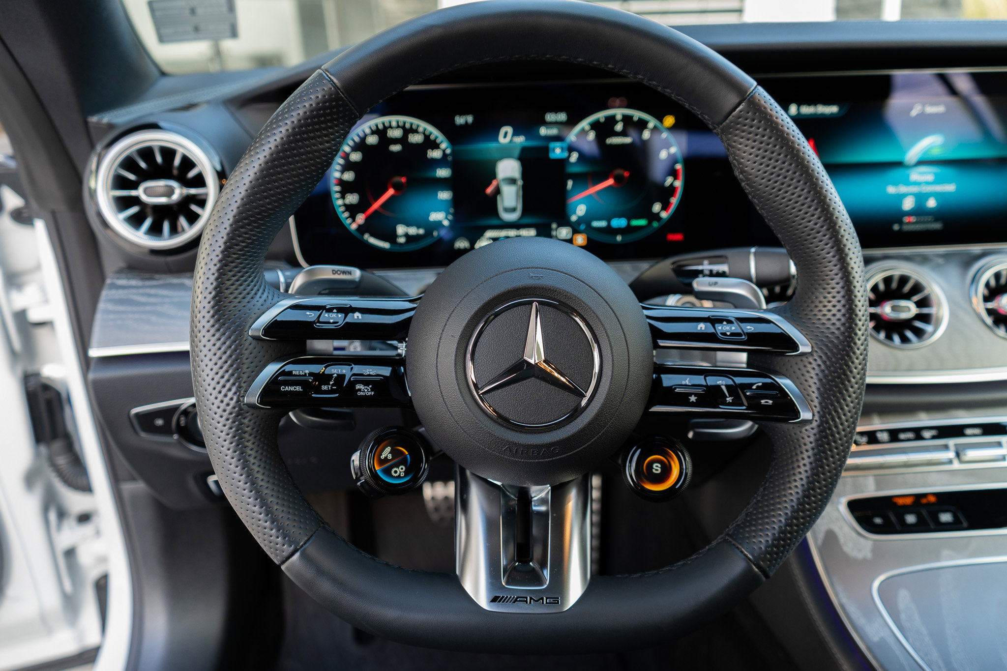 Used 2023 Mercedes-Benz E 53 AMG 4MATIC Coupe image 22