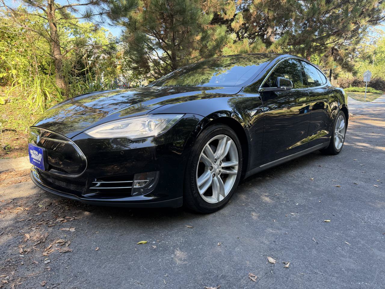 Used 2015 Tesla Model S 85D AWD/4WD image 5