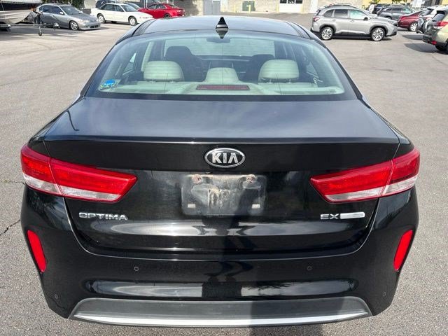 Used 2017 Kia Optima EX w/ Technology Package FWD image 4