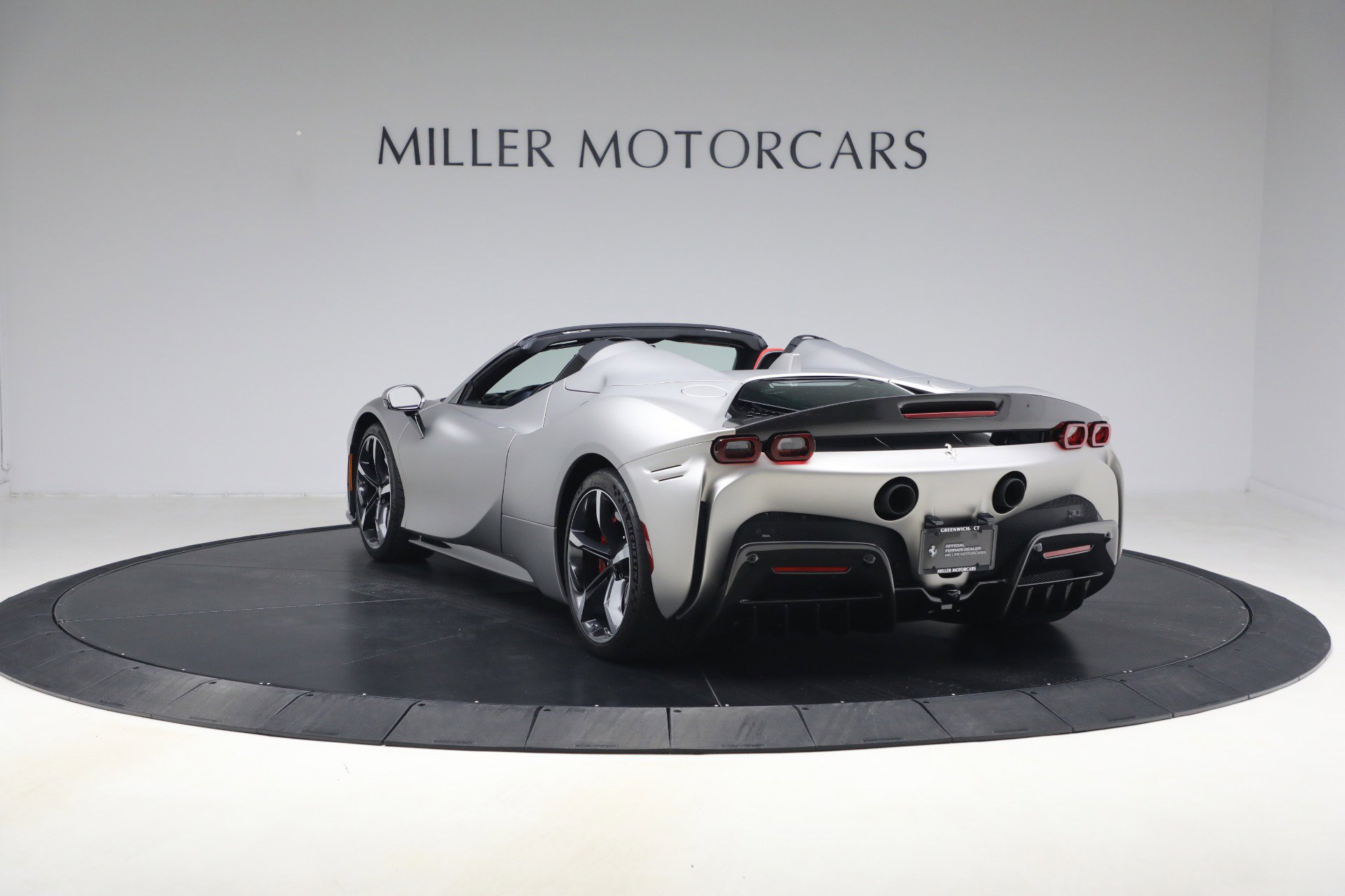 Certified 2023 Ferrari SF90 Spider AWD/4WD image 6