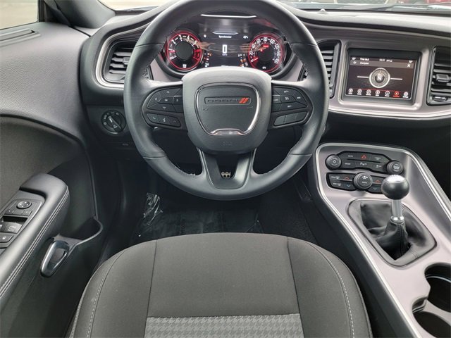 Certified 2022 Dodge Challenger R/T w/ Blacktop Package image 31