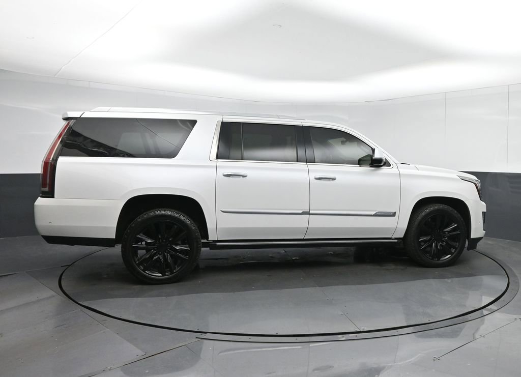 Used 2019 Cadillac Escalade ESV Premium Luxury AWD/4WD image 8