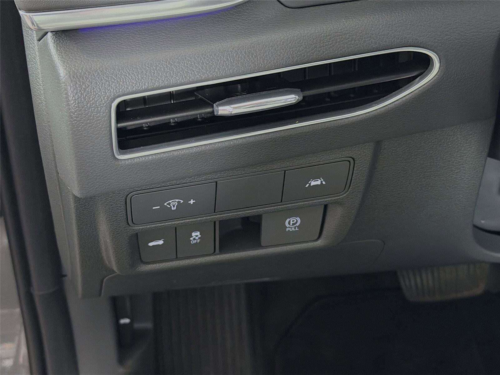 Used 2023 Hyundai Sonata Limited image 10