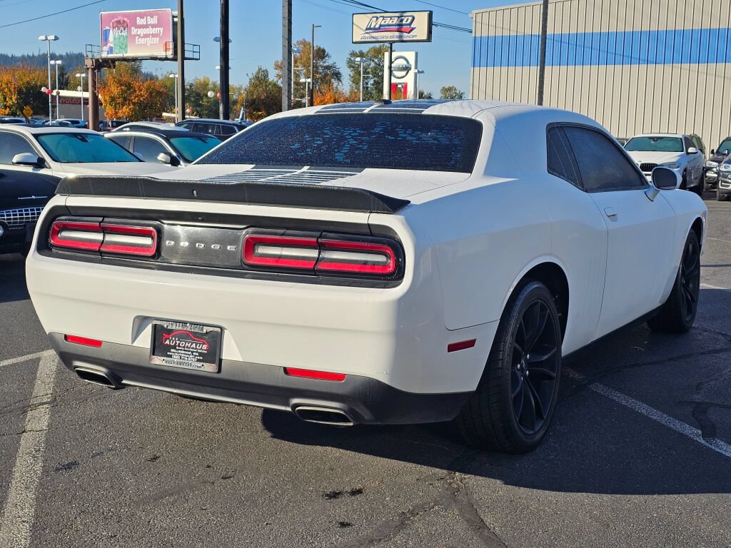 Used 2018 Dodge Challenger SXT w/ Blacktop Package RWD image 5