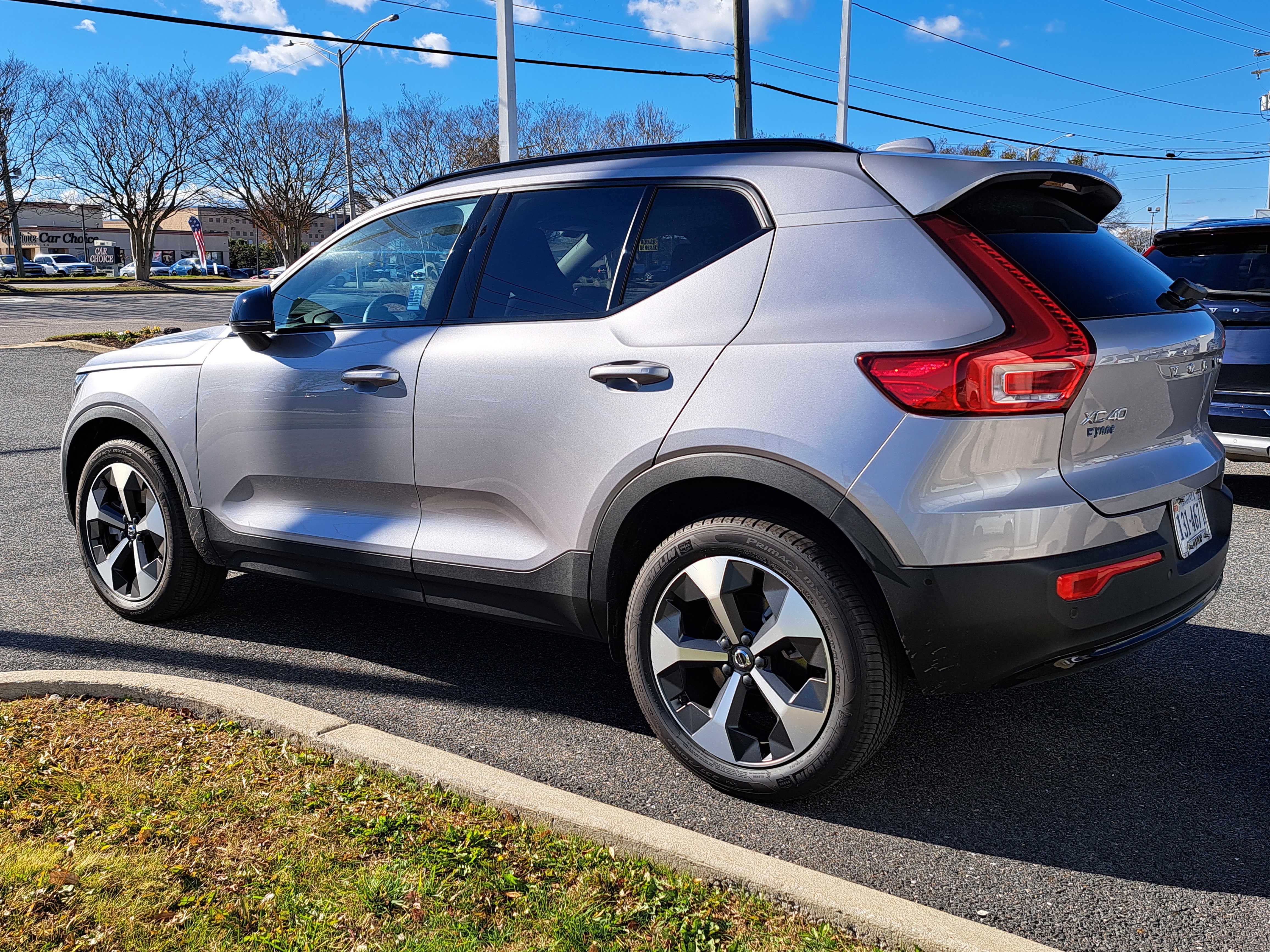 New 2026 Volvo XC40 B5 Plus w/ Protection Package Premier image 4