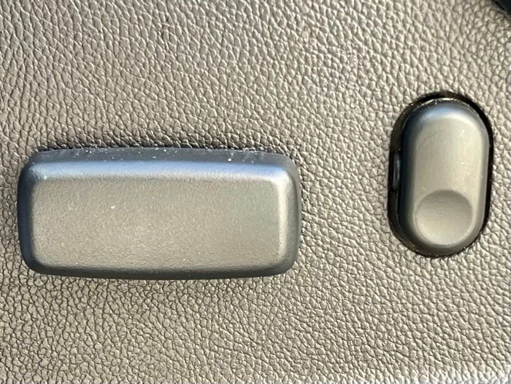 Used 2021 GMC Canyon AT4 w/ Driver Alert Package image 28